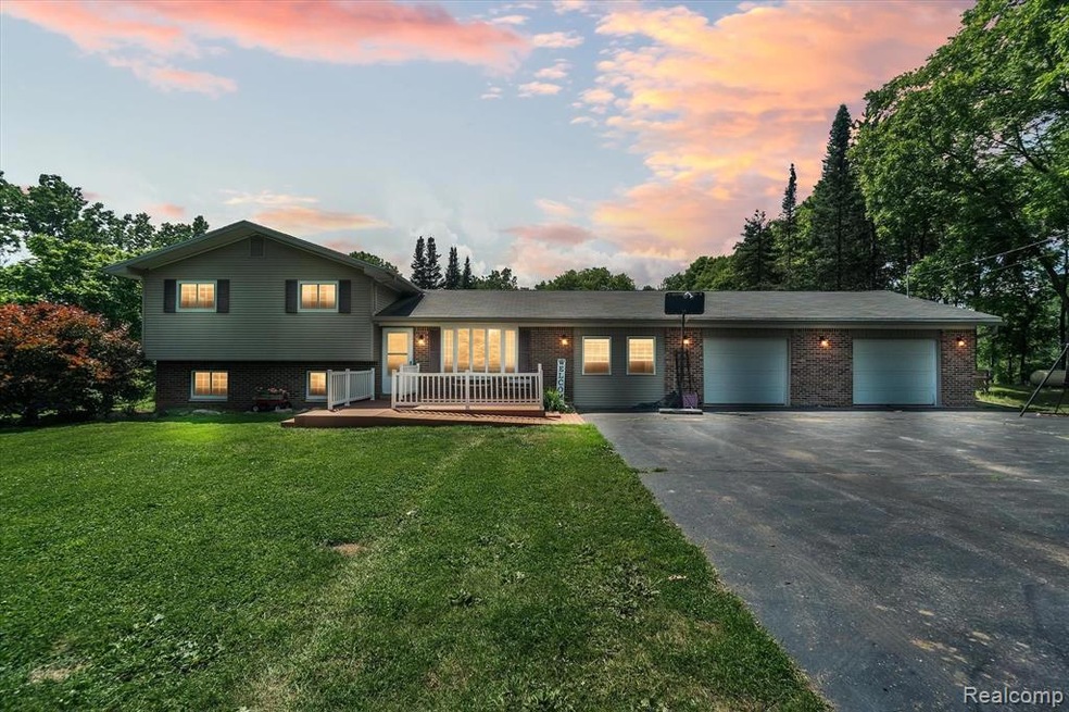 10471 N Bray Rd, Clio, MI 48420 - photo 1