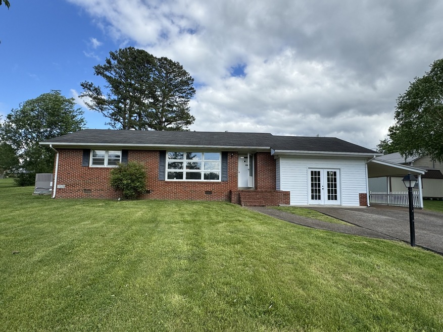 266 Glenburg Dr, Manchester, TN 37355 - photo 1