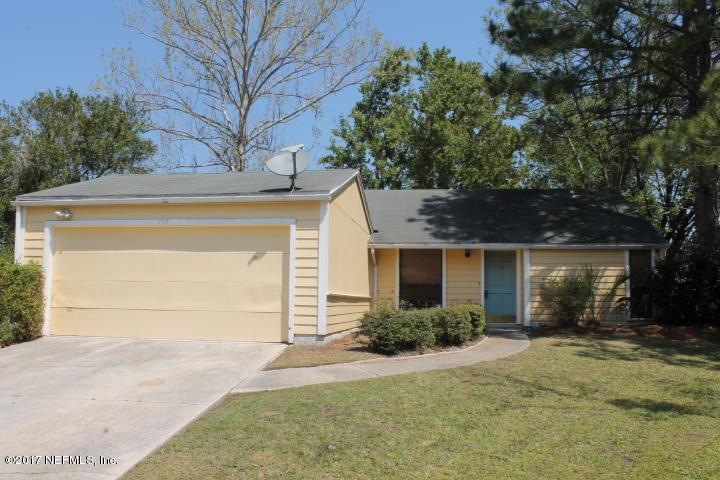 757 Aries Rd W, Jacksonville, FL 32216 - photo 1
