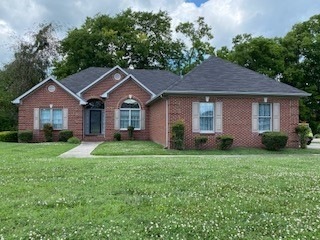 219 Megan Cir, Shelbyville, TN 37160 - photo 1