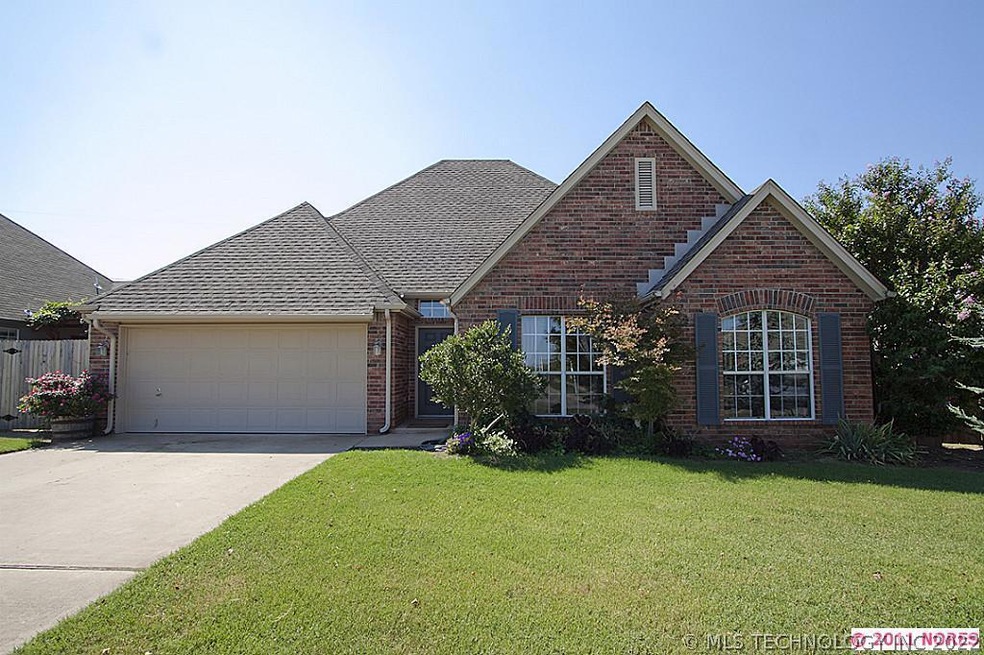 Welcome Home to this Gorgeous Property in Churchil