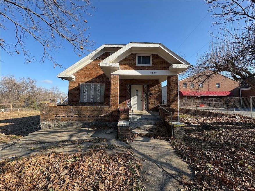 5437 Brooklyn Ave, Kansas City, MO 64130 - photo 1