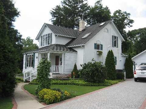 20 Snedecor Ave, Bayport, NY 11705 - photo 1