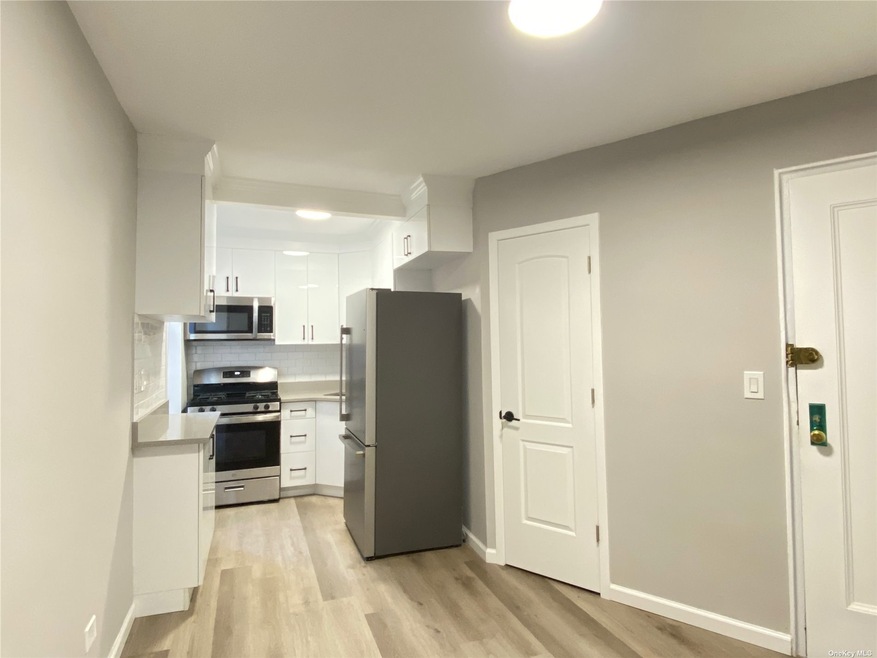 84-19 51st Ave unit 3, Elmhurst, NY 11373 - photo 1