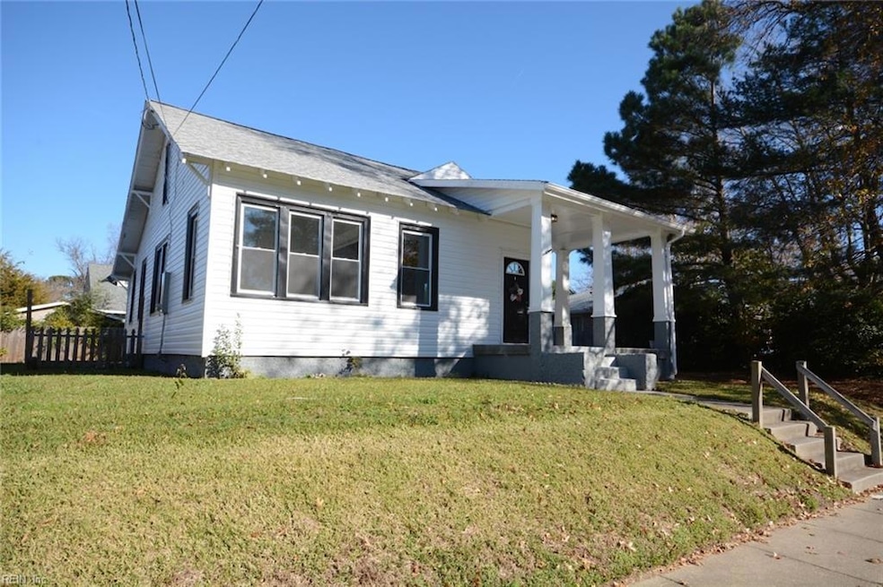 110 E Bay Ave, Norfolk, VA 23503 - photo 1