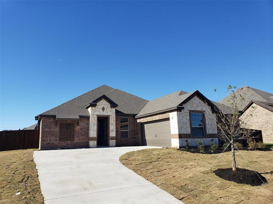 2133 Pepperdine Dr, Weatherford, TX 76088 - photo 1