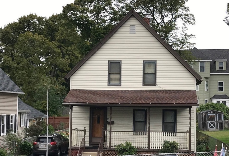 21 Mckinley Rd, Worcester, MA 01605 - photo 1