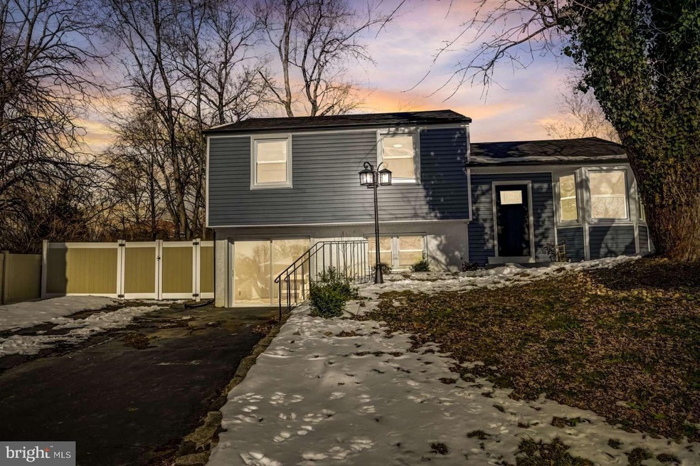 25 Corson Rd, Conshohocken, PA 19428 - photo 1