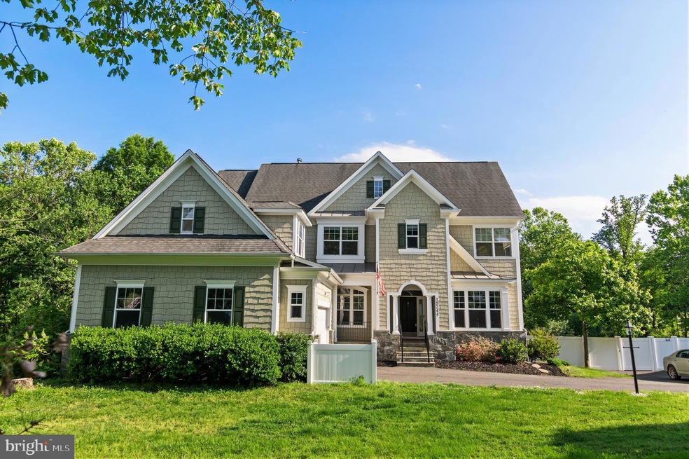 19244 Fuller Heights Rd, Triangle, VA 22172 - photo 1