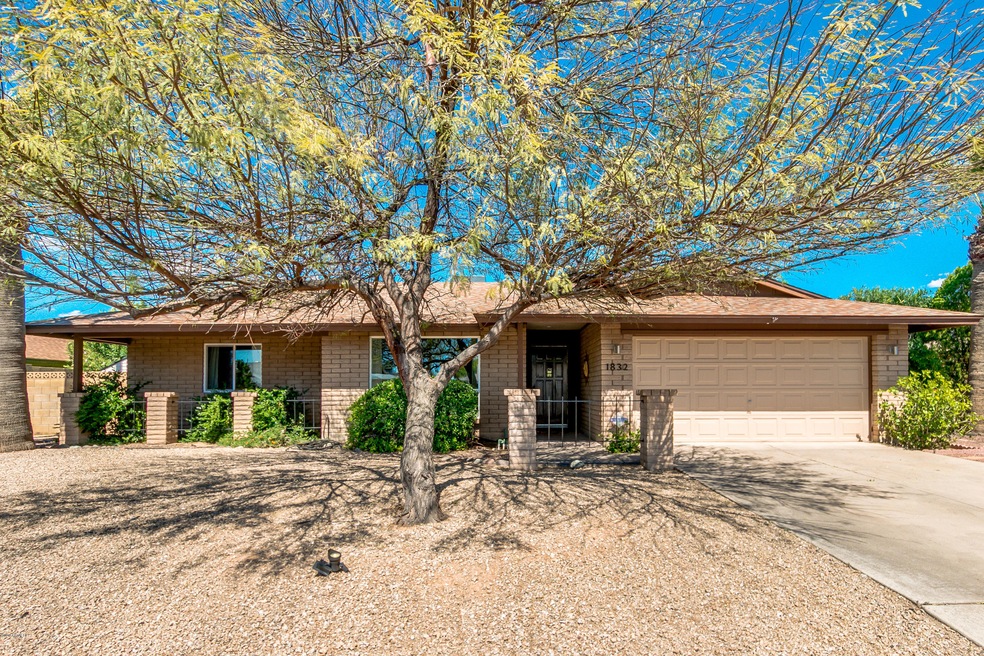 1832 W Seldon Ln, Phoenix, AZ 85021 - photo 1