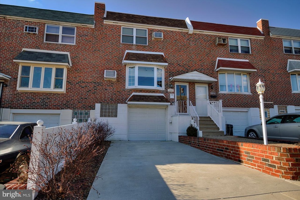 12008 Templeton Dr, Philadelphia, PA 19154 - photo 1