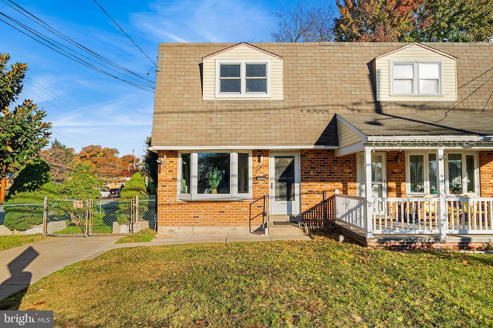 100 Wyandotte St, Essington, PA 19029 - photo 1