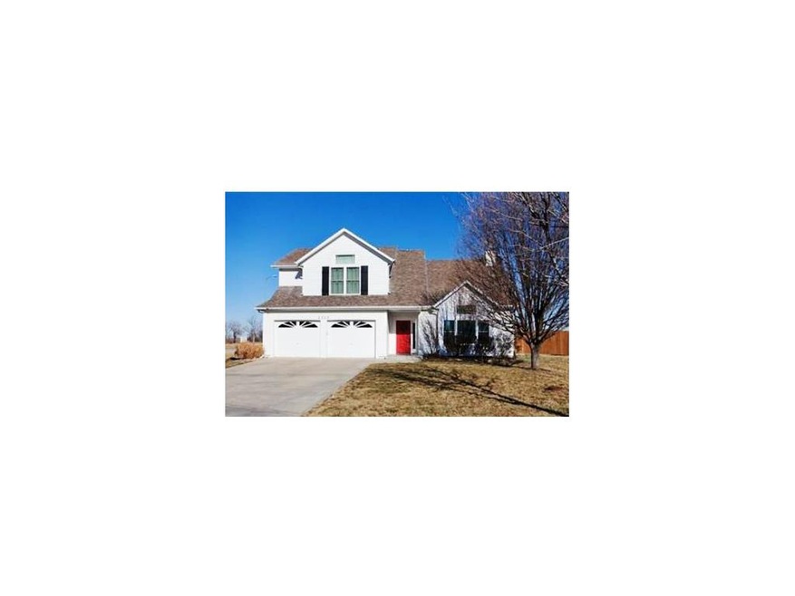 Fabulous home in Summerfield Farm Subdivision! Cul