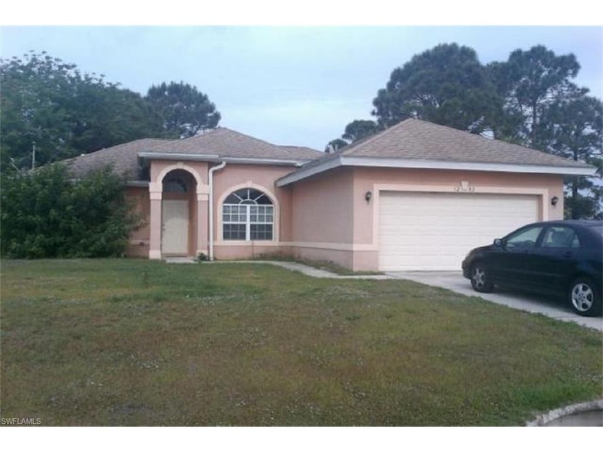1252 Blaine Ave, Fort Myers, FL 33913 - photo 1
