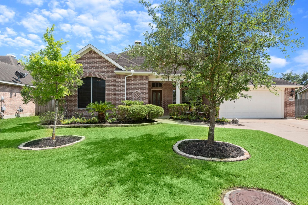 Beautiful Mature Landscaping