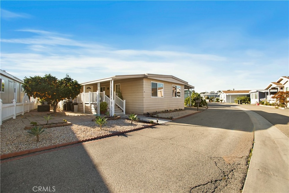 39 Pine Viaduct, Anaheim, CA 92801 - photo 1