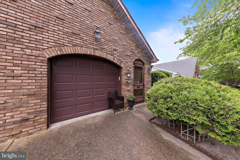 22 Fir Rd, Manahawkin, NJ 08050 - photo 1