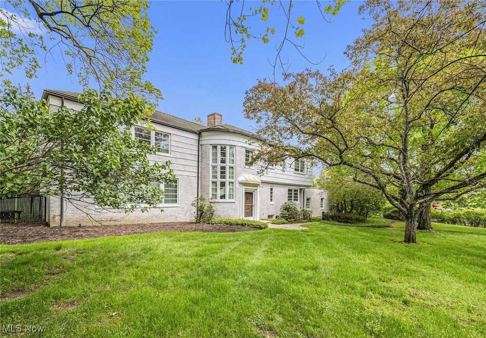 For Sale $689,900 • Co-Listing Agent