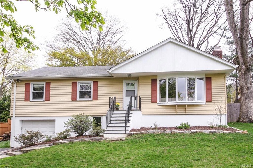 310 Rutledge Ave, Hawthorne, NY 10532 - photo 1