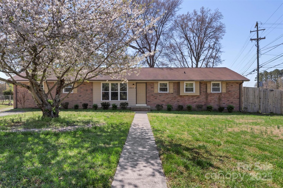 Sold $300,000 • Co-Listing Agent