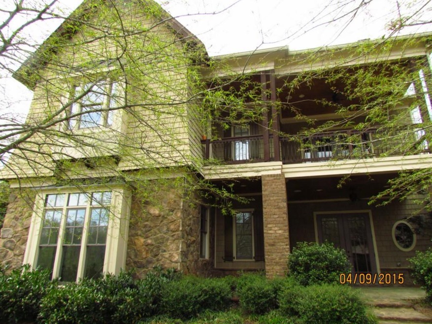 TENNIS VILLAGE HOME