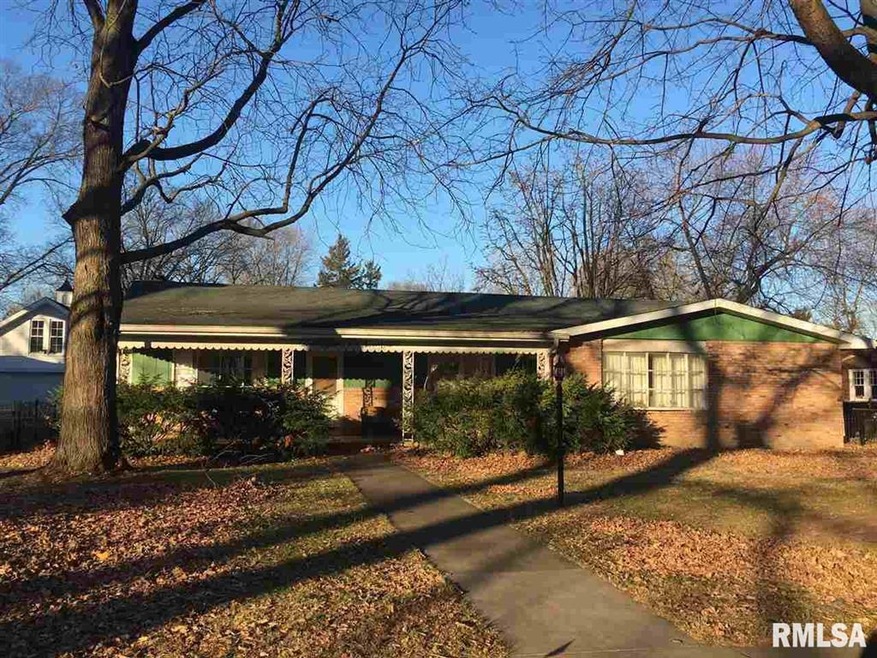 707 N Union St unit 709 N Union Street, Lincoln, IL 62656 - photo 1