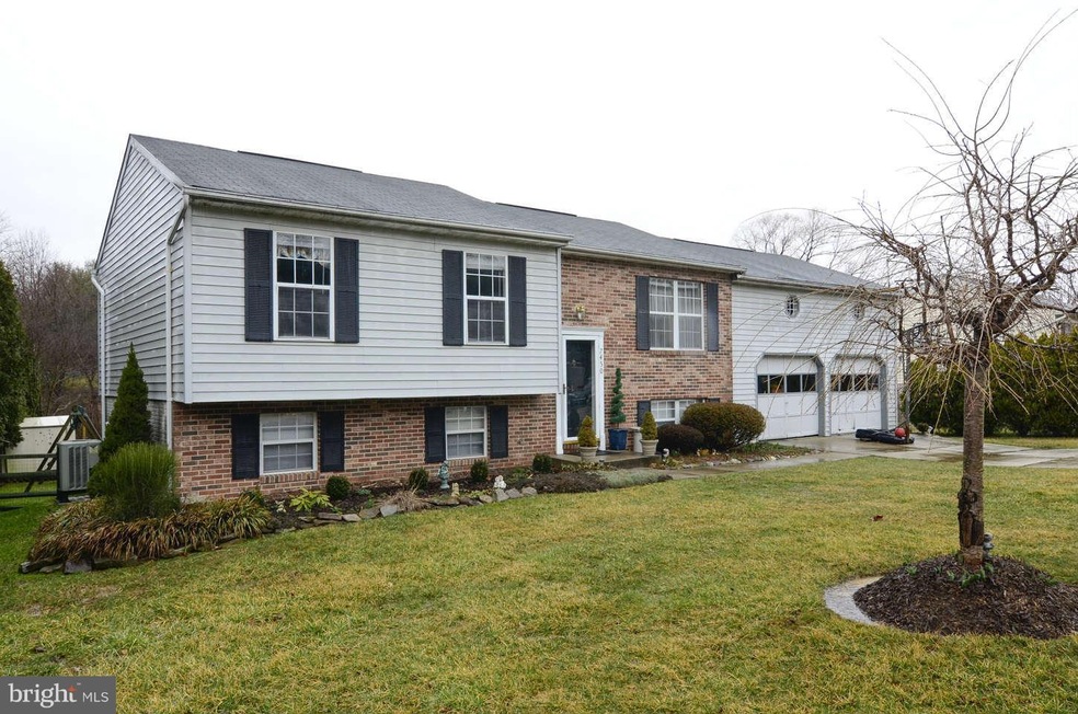 7450 Jennifer Way, Sykesville, MD 21784 - photo 1