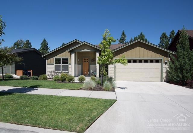 421 NW Flagline Dr, Bend, OR 97701 - photo 1