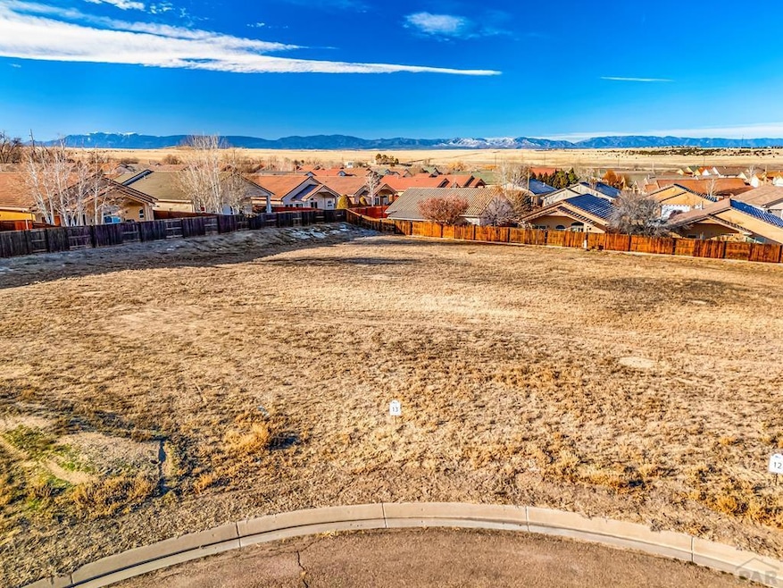 4928 Willowcrest Ct, Pueblo, CO 81005 - photo 1