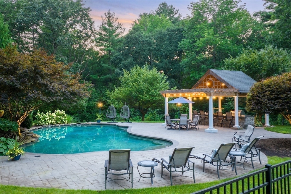 For Sale $2,295,000 • Co-Listing Agent