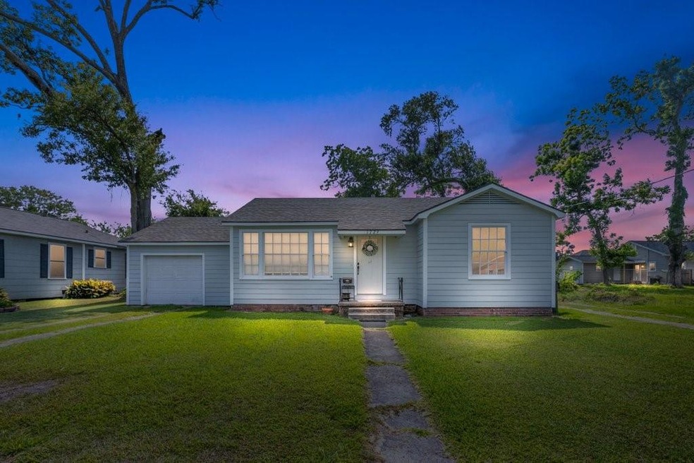 1729 Ford St, Lake Charles, LA 70601 - photo 1