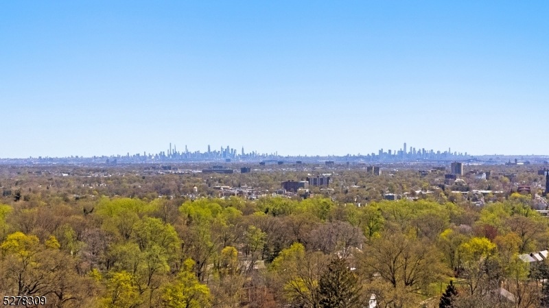 1 Byrne Rd, West Orange, NJ 07052 - photo 1