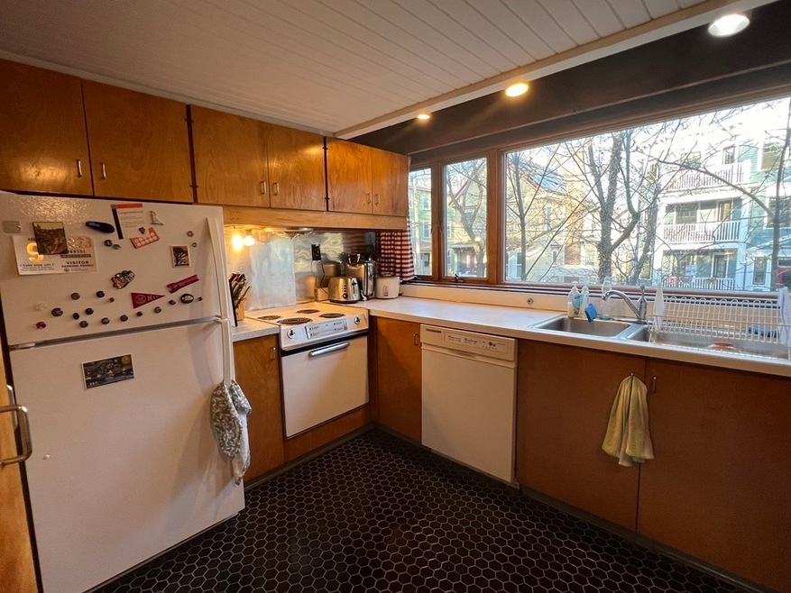 7 Bowdoin St unit 2, Cambridge, MA 02138 - photo 1