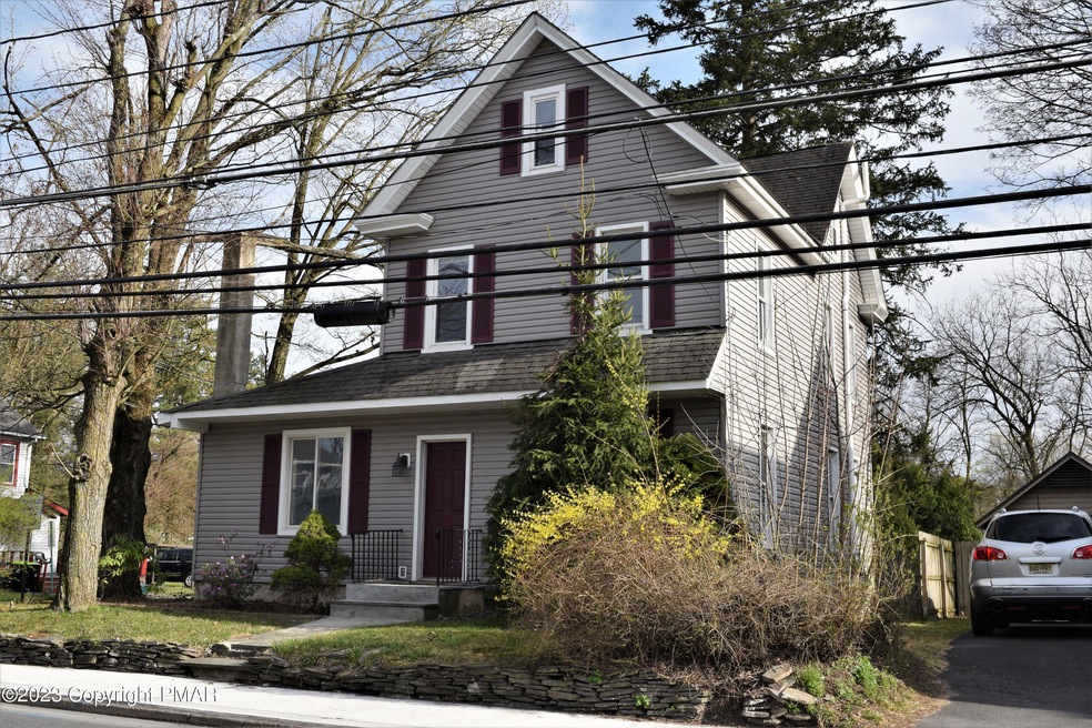 1133 W Main St, Stroudsburg, PA 18360 - photo 1