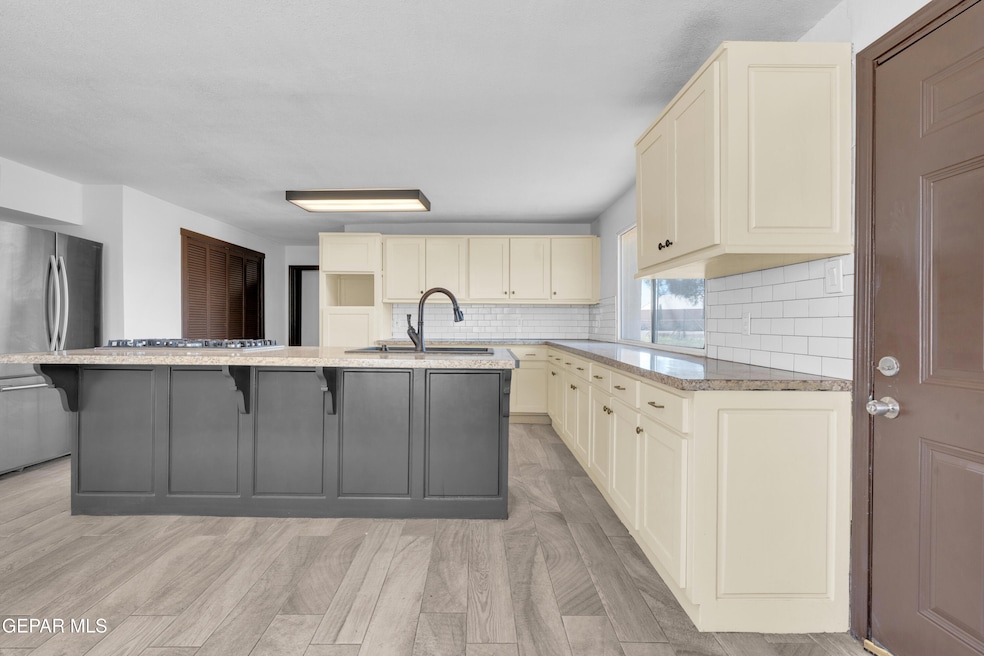 Pending $209,950 • Co-Listing Agent