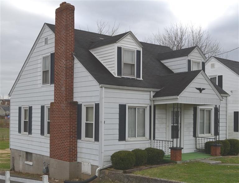 681 Perryville St, Harrodsburg, KY 40330 - photo 1