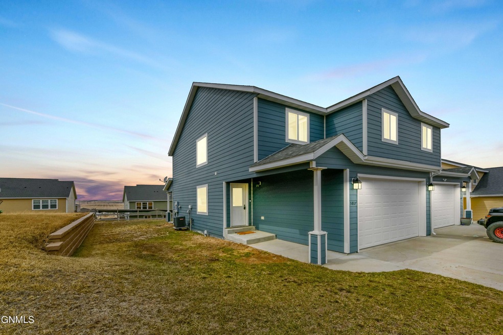 5807 Vanessa Ave, Williston, ND 58801 - photo 1