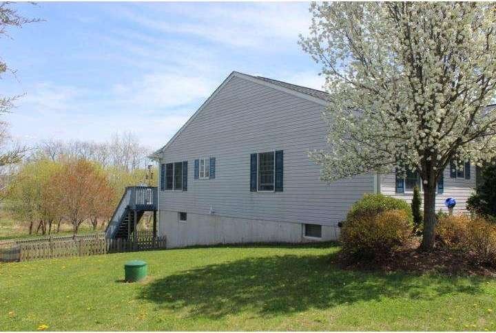 1040 Macoby Creek Way, Pennsburg, PA 18073 - photo 1