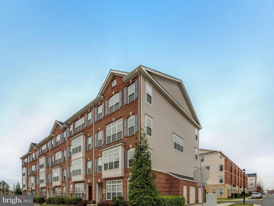 22743 Verde Gate Terrace unit 17B, Brambleton, VA 20148 - photo 1