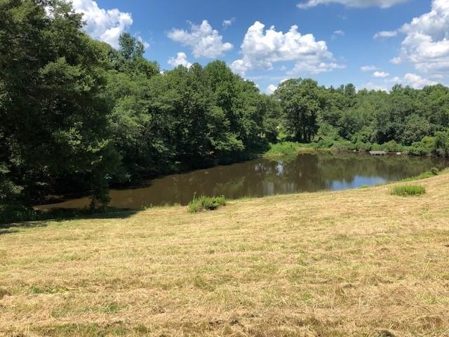 665 Cedar Rock Rd, Hoschton, GA 30548 - photo 1