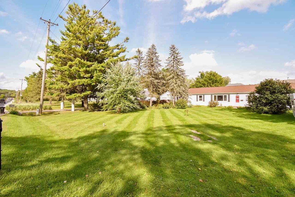 2706 Fitchrona Rd, Fitchburg, WI 53719 - photo 1