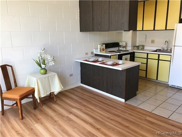 Spacious floor plan. 2017 Brand new, water resista