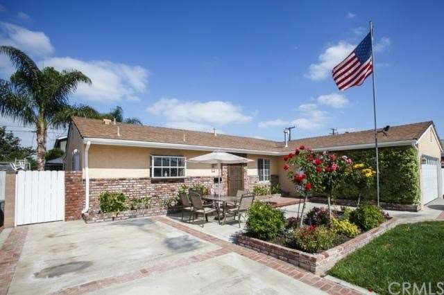 Great Curb Appeal - RV Parking