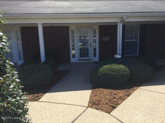 8432 Aspen Glen Way unit 8432, Louisville, KY 40228 - photo 1