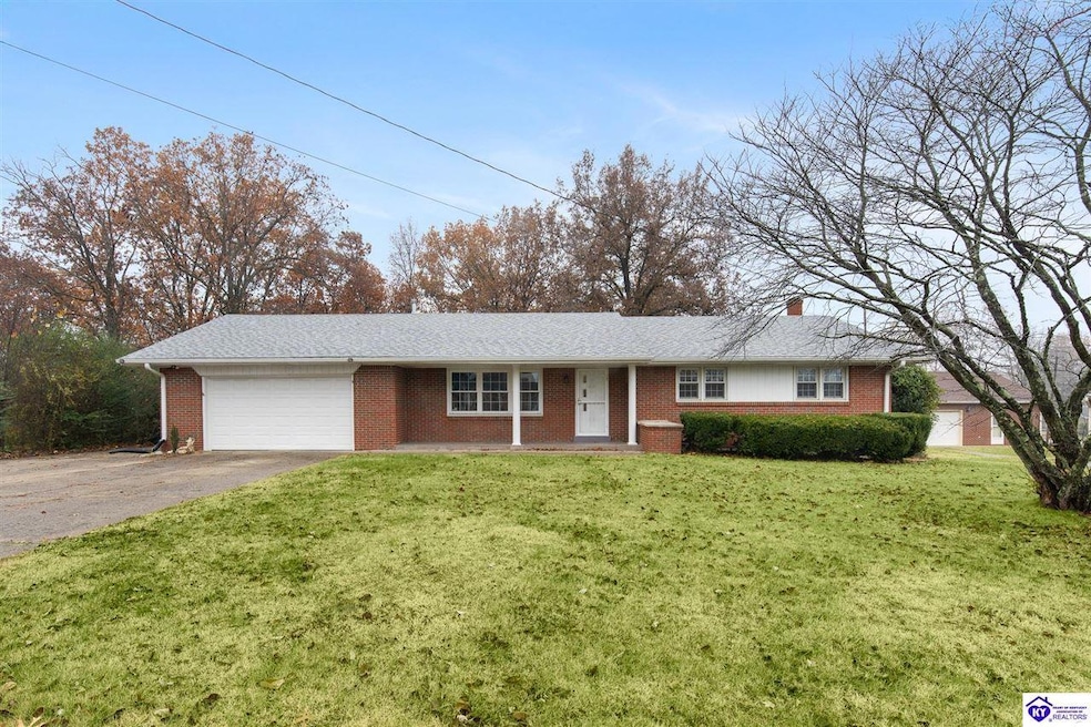 673 Seminole Rd, Radcliff, KY 40160 - photo 1