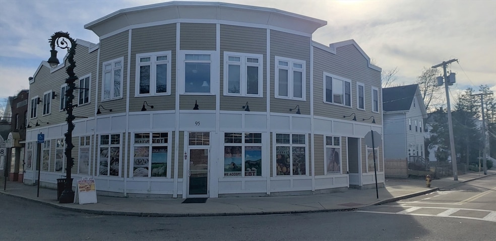 For Rent $1,690/month