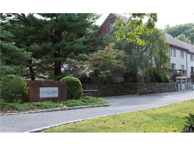 13 Village Walk unit 13, Wilton, CT 06897 - photo 1