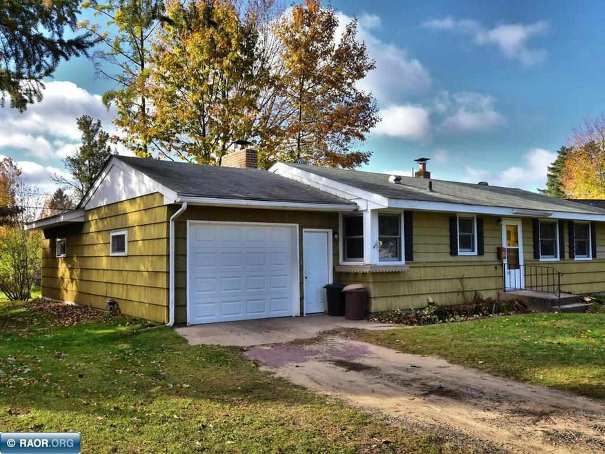 821 Willow Ln, Grand Rapids, MN 55744 - photo 1