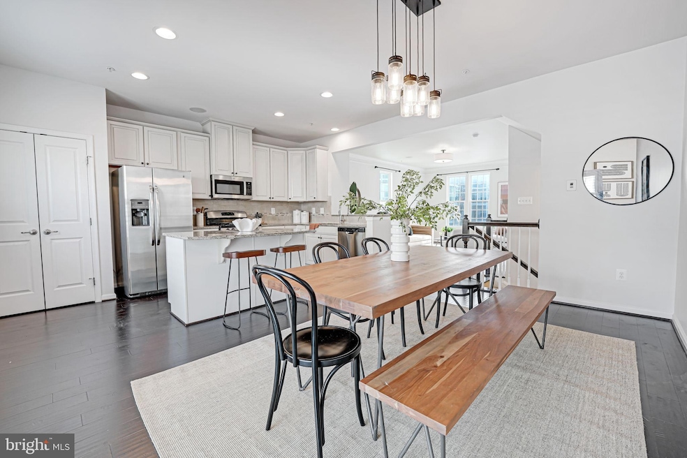 7539 Hearthside Way, Elkridge, MD 21075 - photo 1