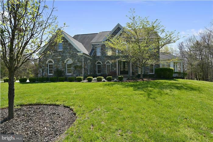 19340 Summit Ash Ct, Leesburg, VA 20175 - photo 1